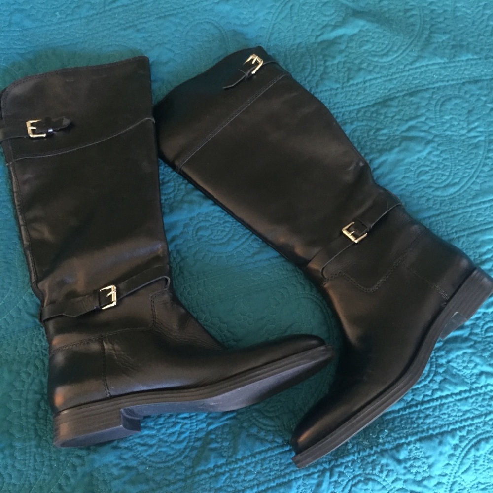 Enzo Angiolini Black Boots